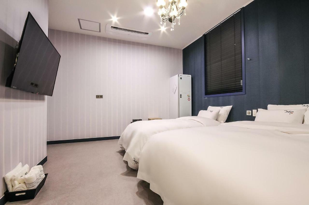 โรงแรมซอวา Gimhae ภายนอก รูปภาพ